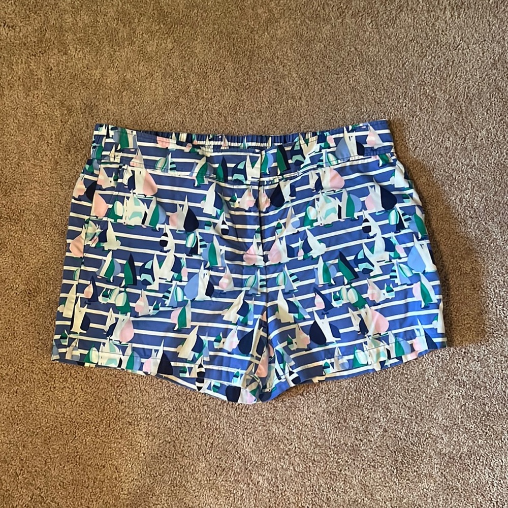 Vineyard vines sailboat shorts